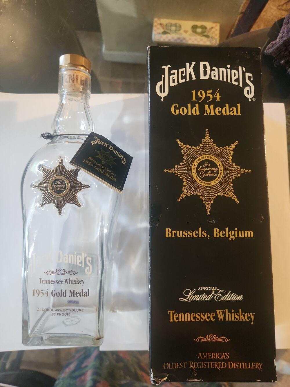 Jack Daniel's 1954 Gold Medal Brussels, Belgium, Bottle & Box & Hang Tag